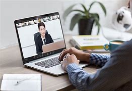 八成远程办公者担忧：如果拒绝重返办公室，可能会被解雇